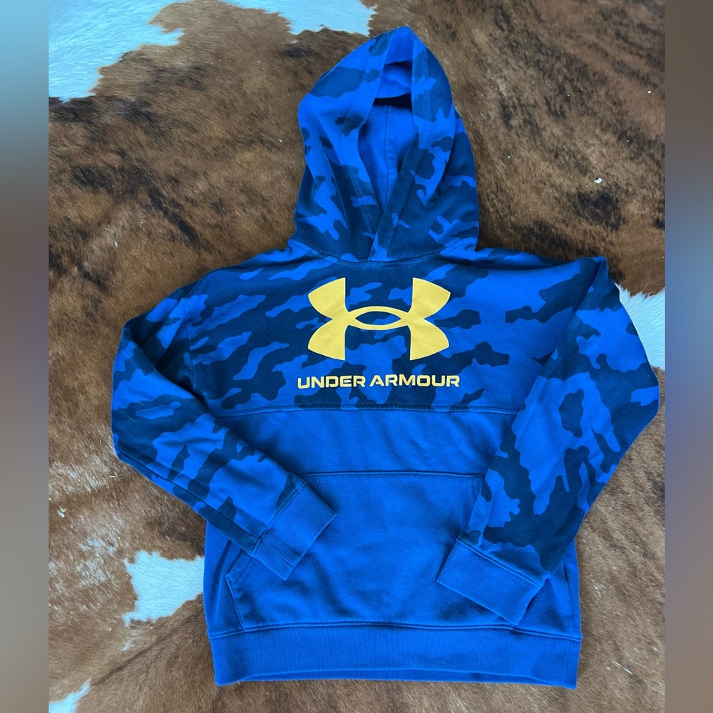 Under Armour Hoodie boys size large